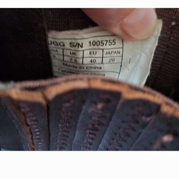 UGG Leather Chocolate Brown Chunky High Platform Boot 9 - Picture 7 of 11